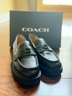 Coach Leah Loafer, Black